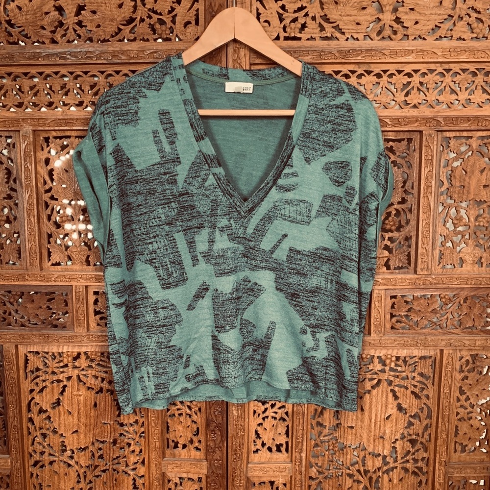 Wilfred Free Brosh T-Shirt in green geometric